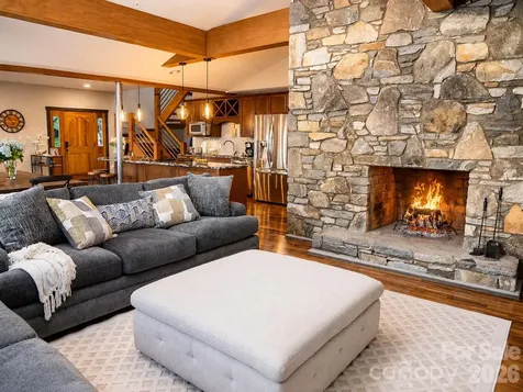 425 Flat Top Mountain Road Fairview NC 28730