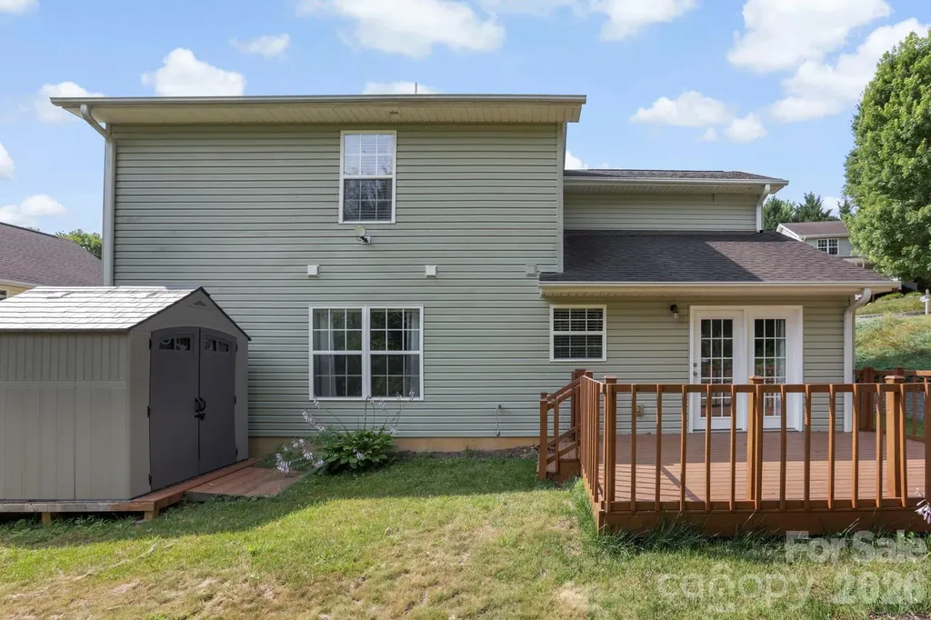 50 Ridgeland Lane Asheville NC 28805