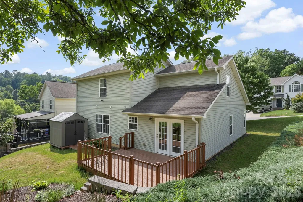50 Ridgeland Lane Asheville NC 28805