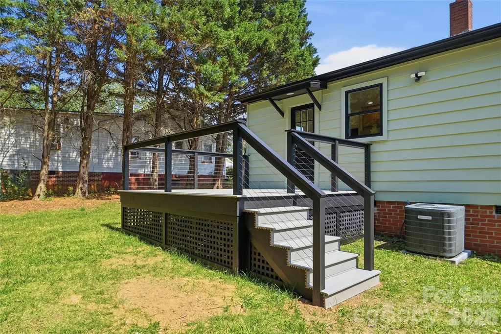 408 Rhyne Street Stanley NC 28164