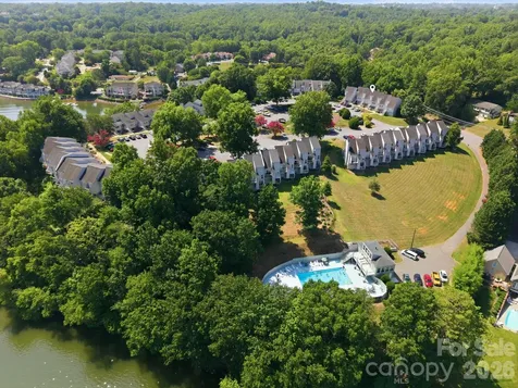 1050 21st Avenue NW Hickory NC 28601