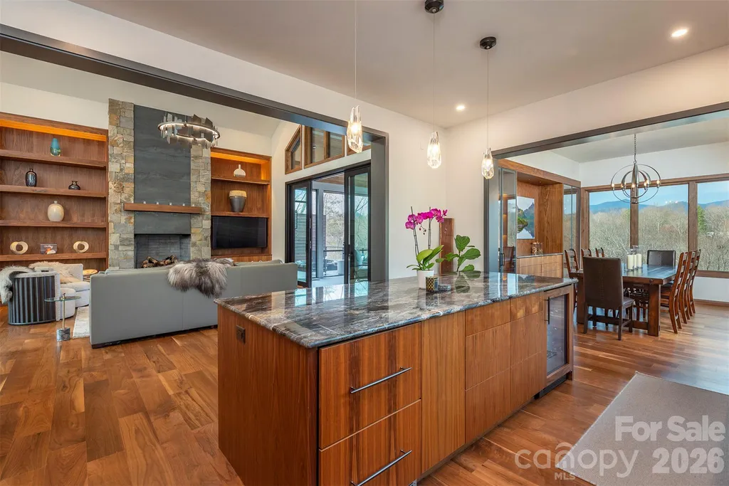 158 Riverbend Forest Drive Asheville NC 28805