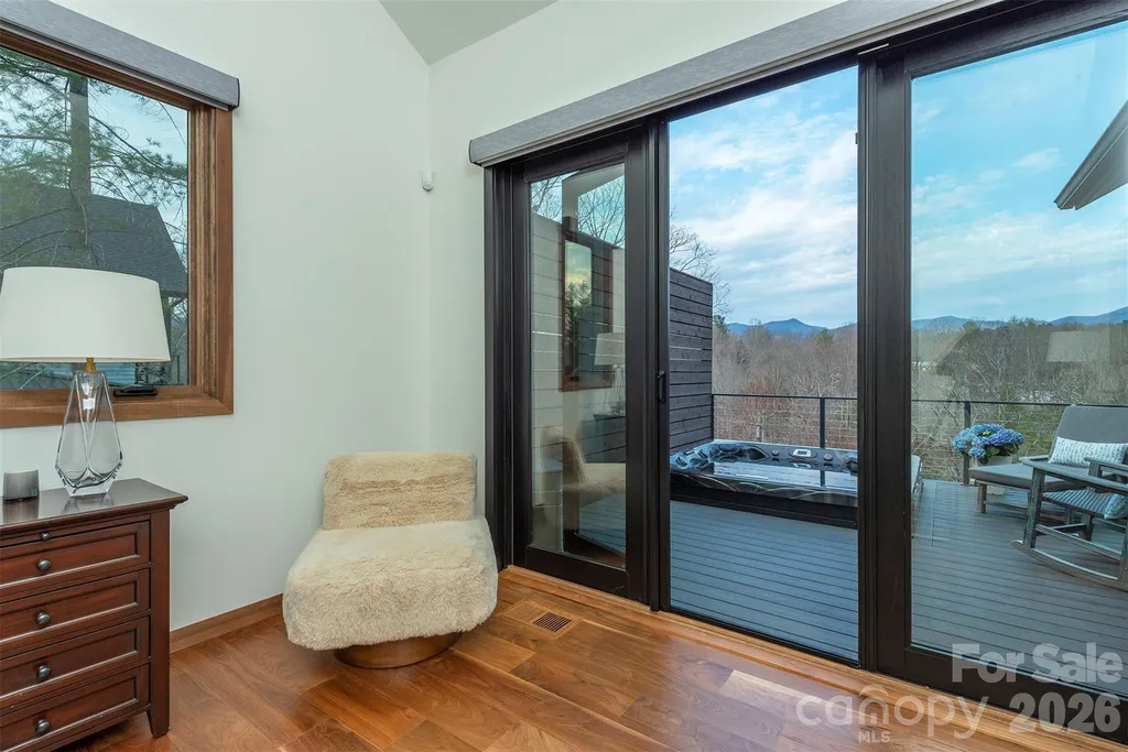 158 Riverbend Forest Drive Asheville NC 28805
