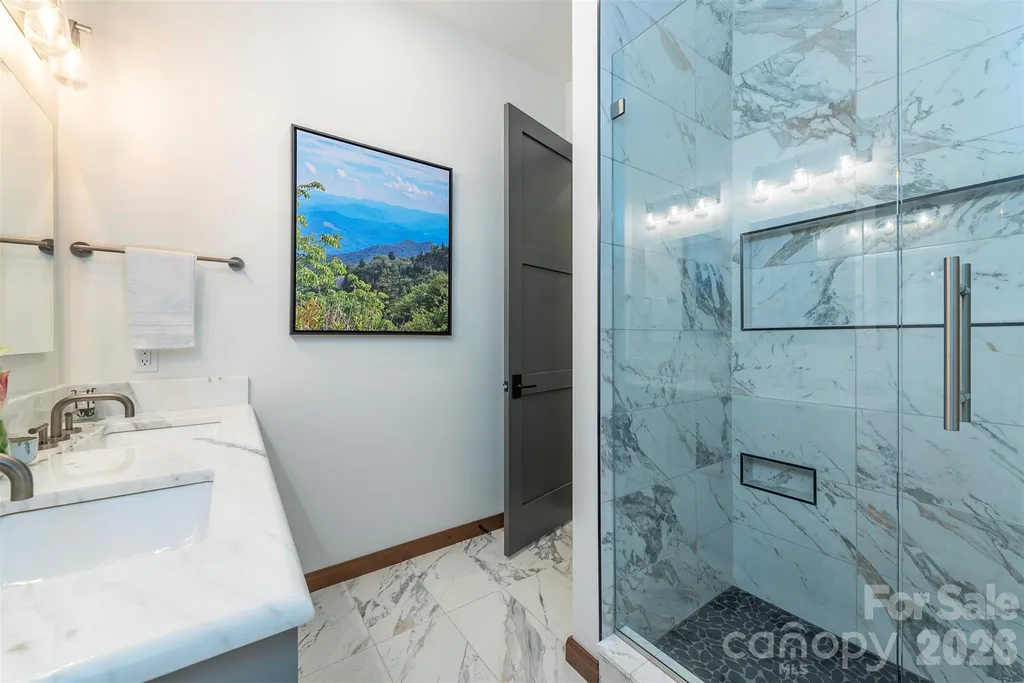 158 Riverbend Forest Drive Asheville NC 28805