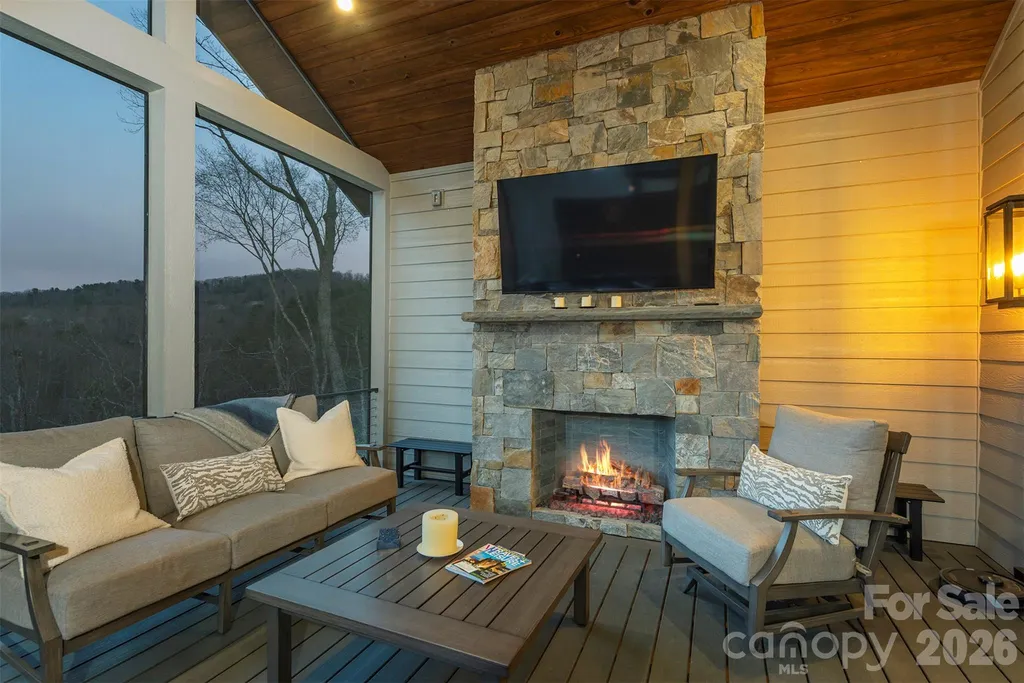 158 Riverbend Forest Drive Asheville NC 28805