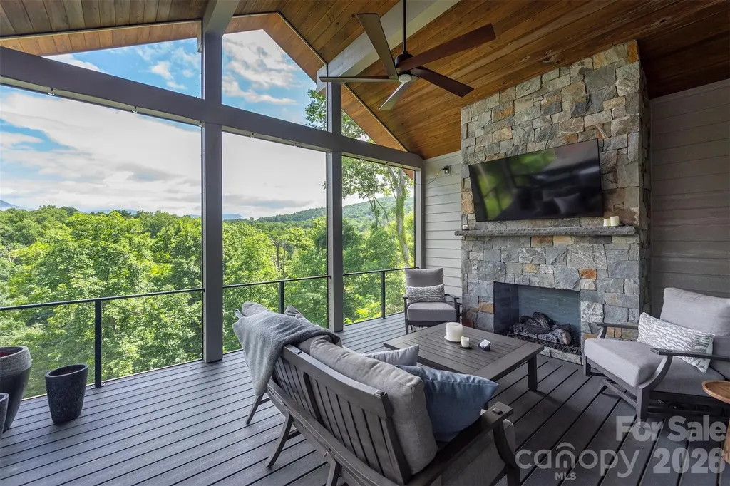 158 Riverbend Forest Drive Asheville NC 28805