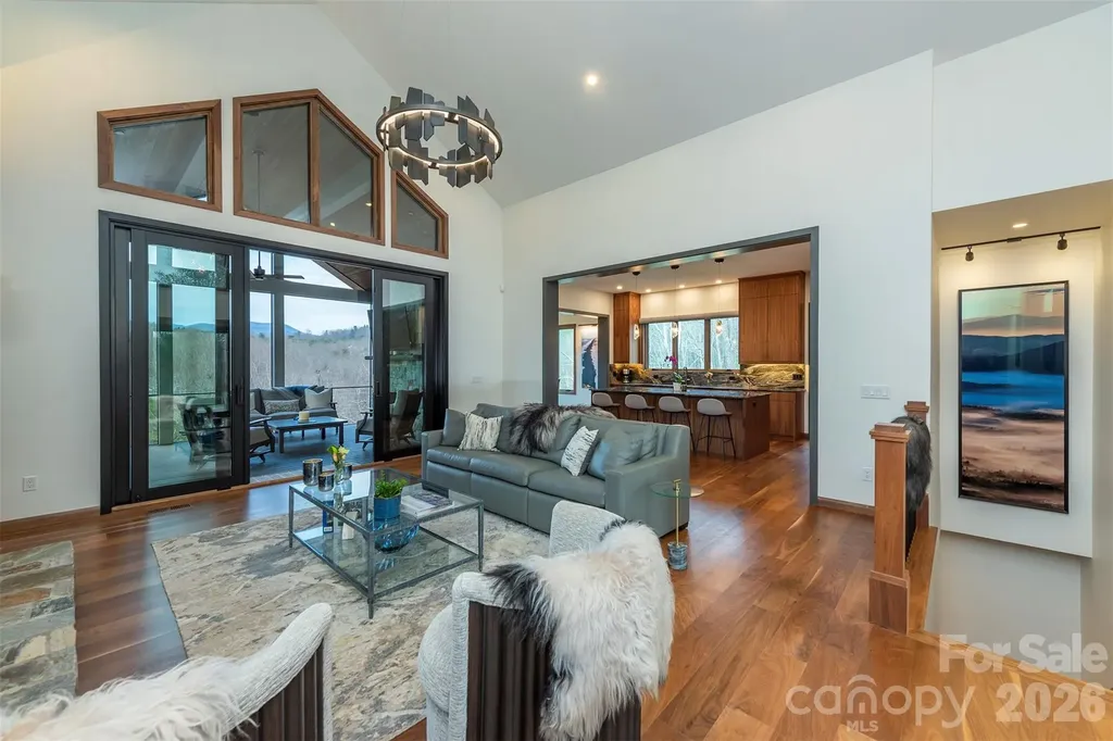 158 Riverbend Forest Drive Asheville NC 28805