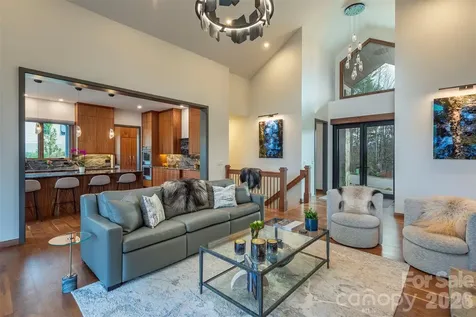 158 Riverbend Forest Drive Asheville NC 28805