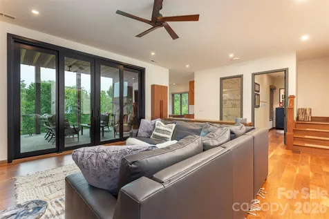 158 Riverbend Forest Drive Asheville NC 28805