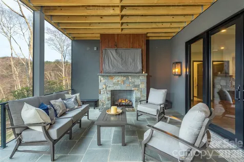 158 Riverbend Forest Drive Asheville NC 28805
