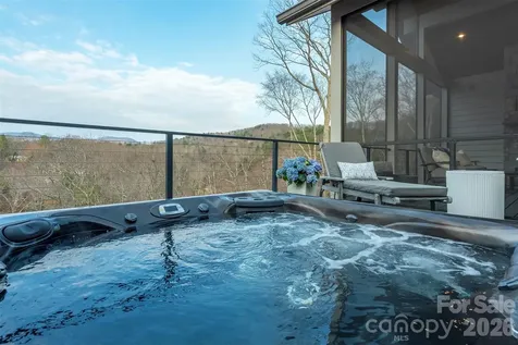 158 Riverbend Forest Drive Asheville NC 28805