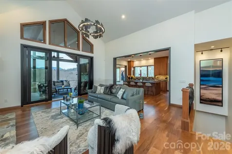 158 Riverbend Forest Drive Asheville NC 28805
