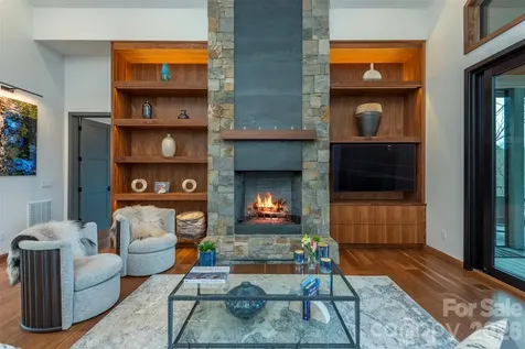158 Riverbend Forest Drive Asheville NC 28805
