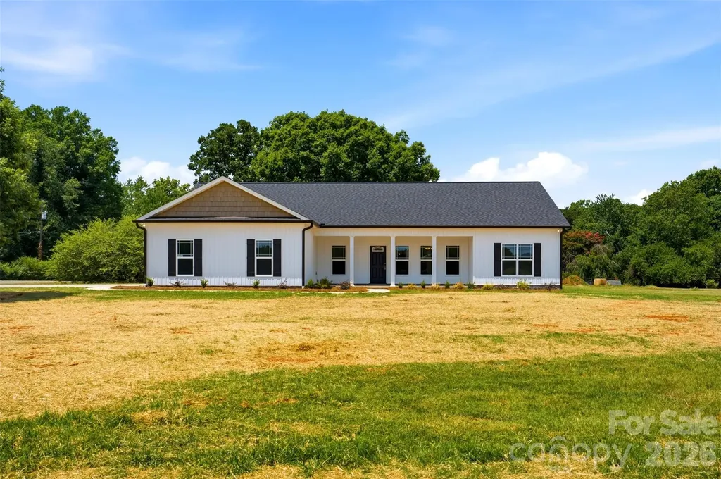 4489 Taylorsville Hwy Highway Statesville NC 28677