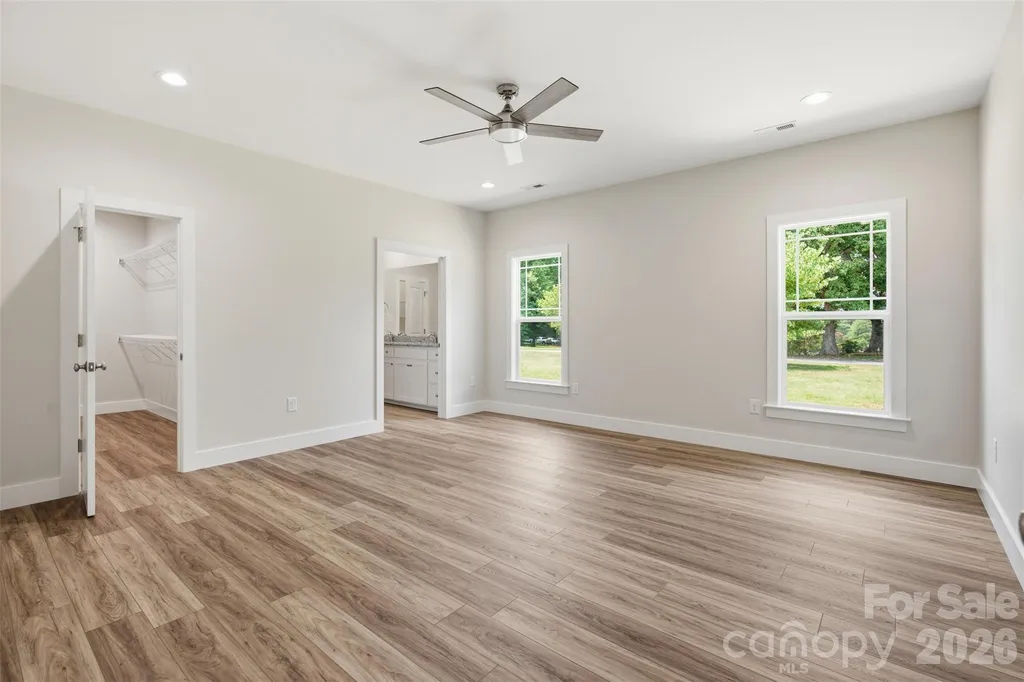 4489 Taylorsville Hwy Highway Statesville NC 28677