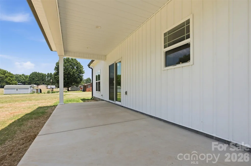 4489 Taylorsville Hwy Highway Statesville NC 28677