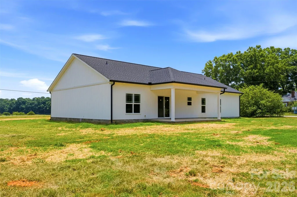 4489 Taylorsville Hwy Highway Statesville NC 28677