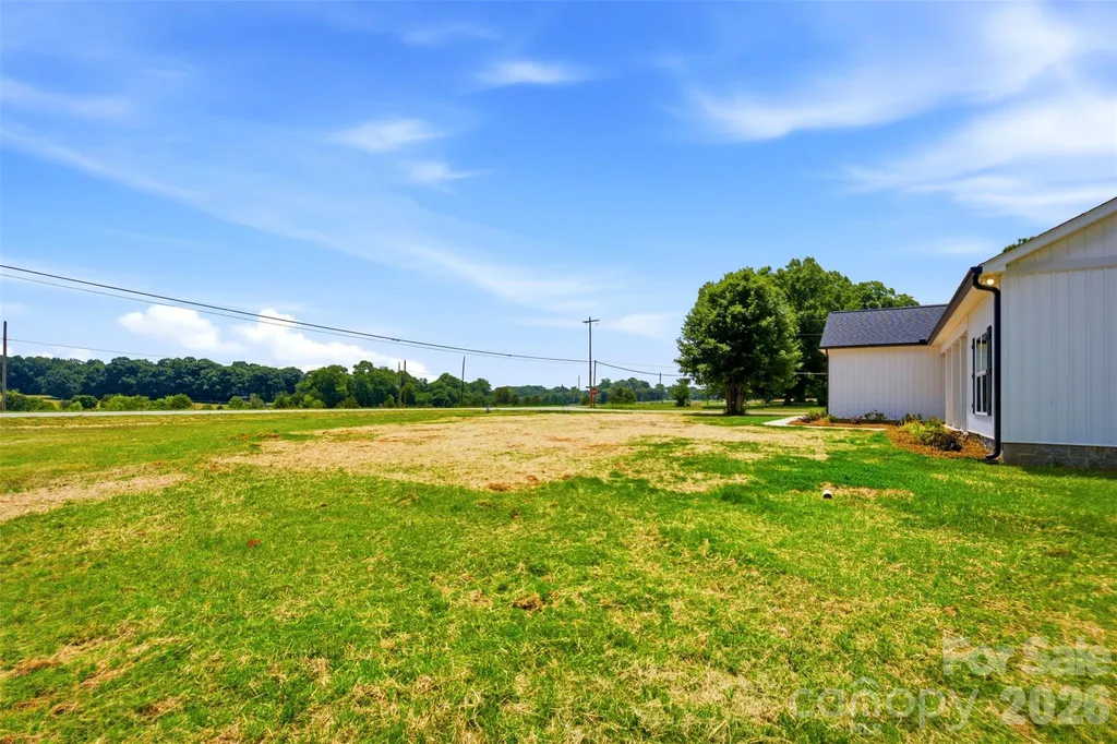 4489 Taylorsville Hwy Highway Statesville NC 28677