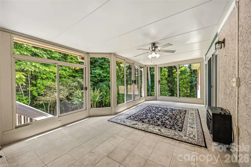 200 Teaberry Lane Hendersonville NC 28739