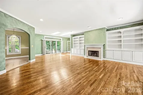 200 Teaberry Lane Hendersonville NC 28739