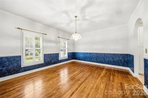 200 Teaberry Lane Hendersonville NC 28739