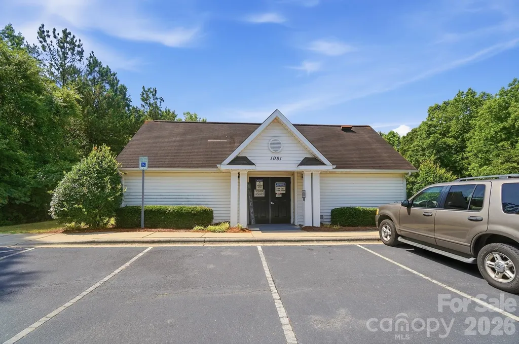 6000 Boathouse Lane Cramerton NC 28032