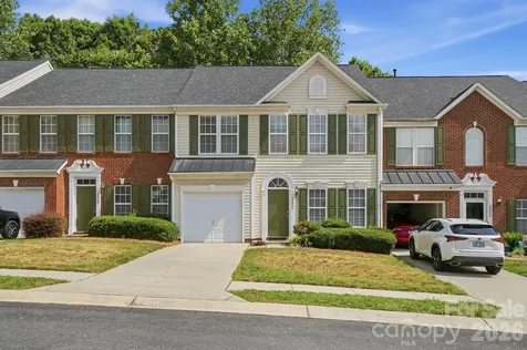 6000 Boathouse Lane Cramerton NC 28032