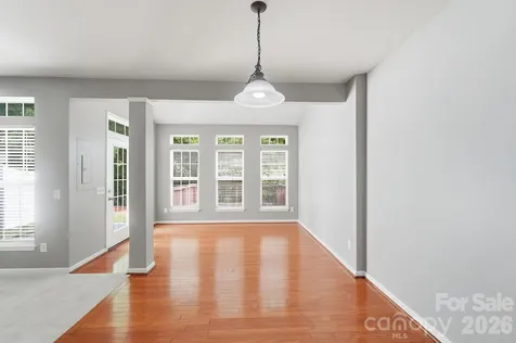 6000 Boathouse Lane Cramerton NC 28032