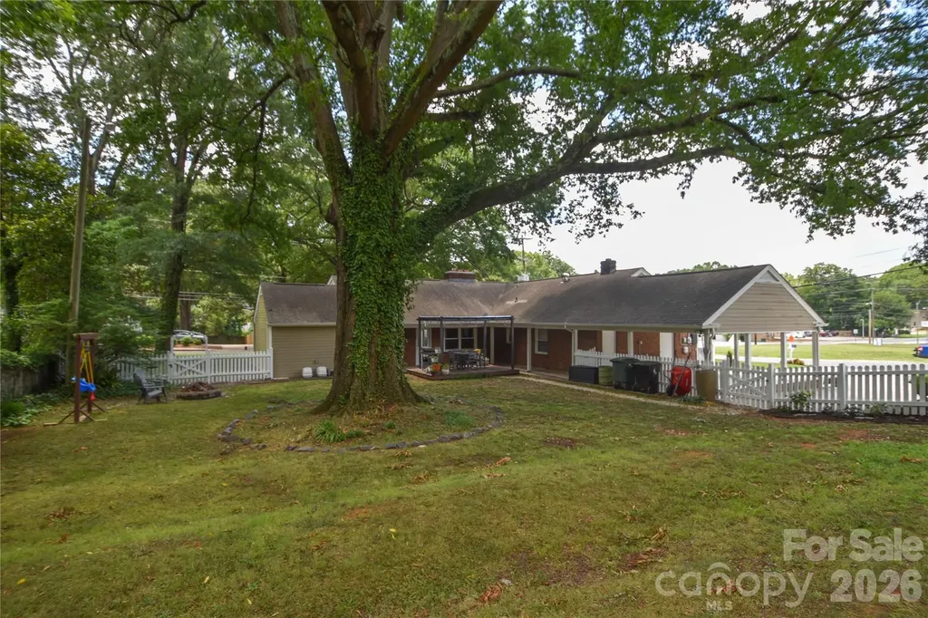 704 Lancaster Avenue Monroe NC 28112