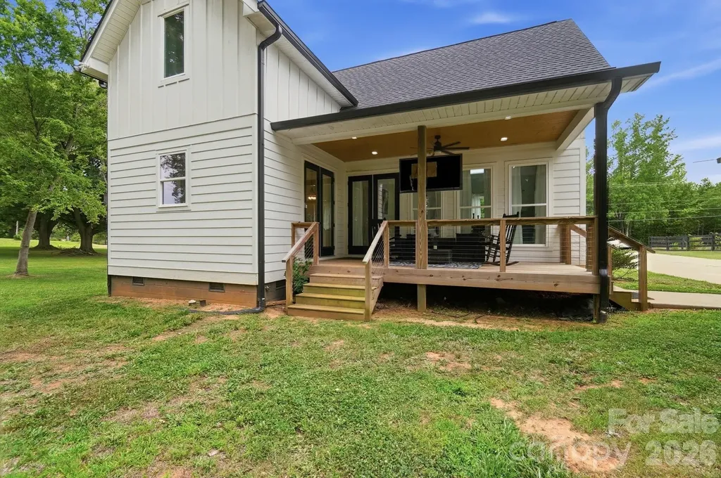5028 Lewis Road Gastonia NC 28052