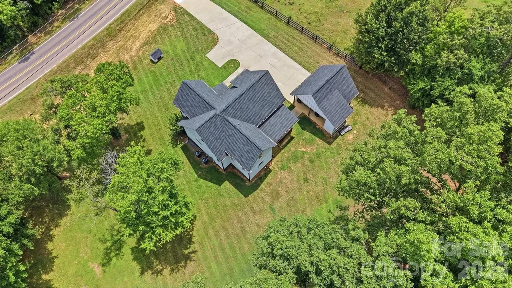 5028 Lewis Road Gastonia NC 28052