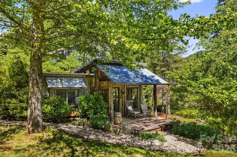 107 111 Hougie Heaven Lane Franklin NC 28734