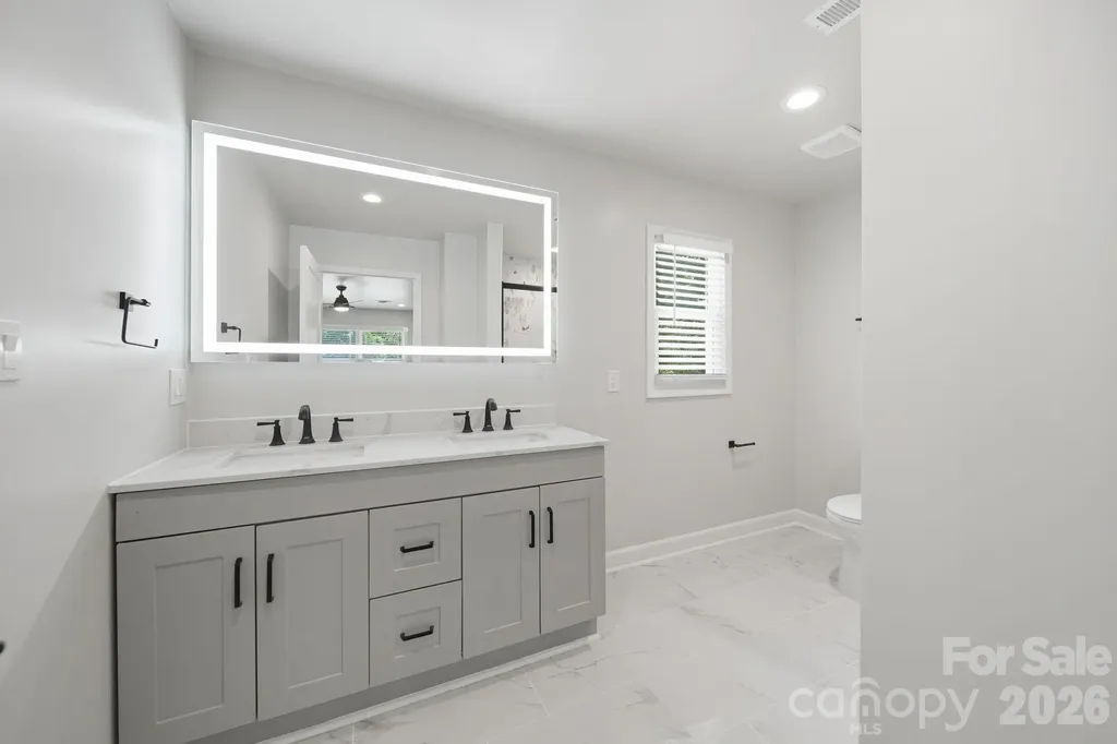 6319 Thermal Road Charlotte NC 28211