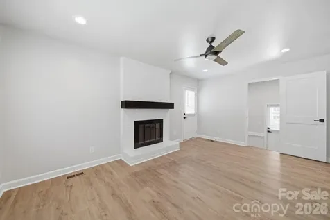 6319 Thermal Road Charlotte NC 28211