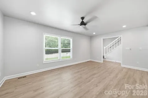 6319 Thermal Road Charlotte NC 28211