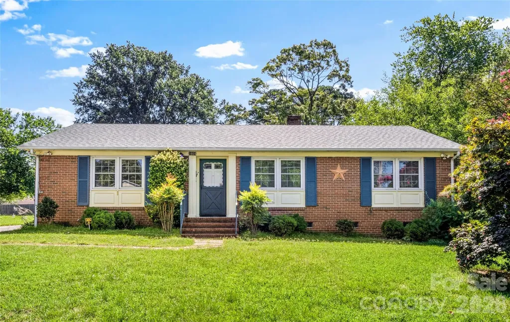 1604 Grantham Drive High Point NC 27265