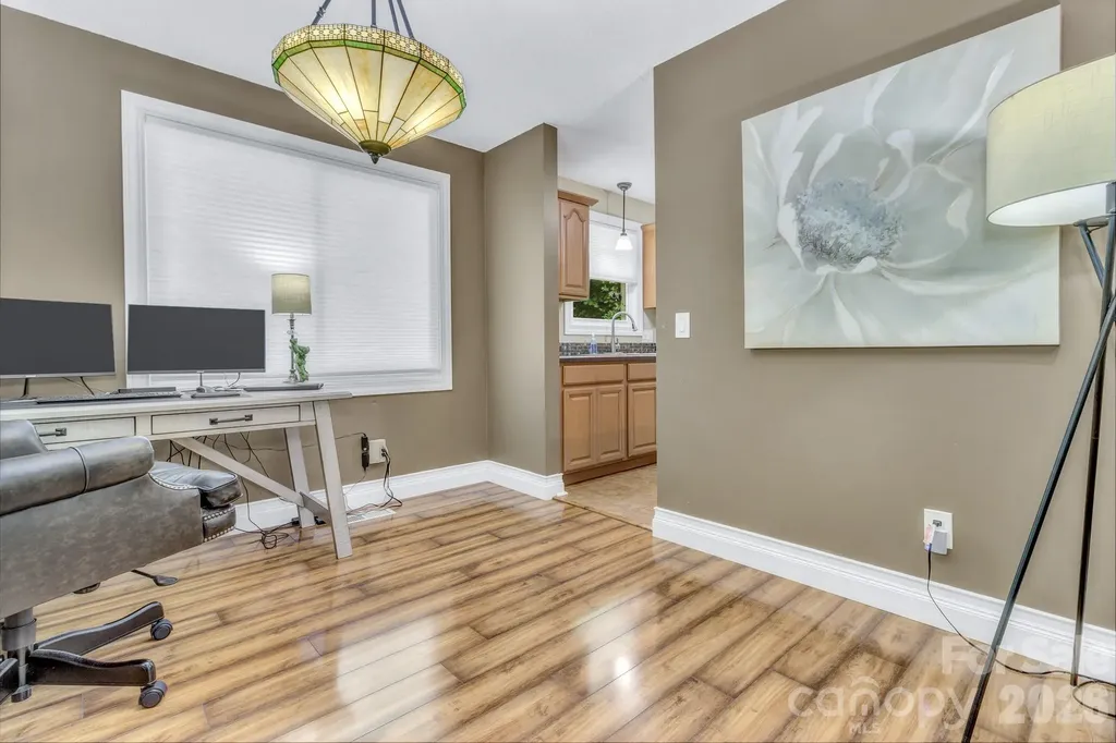 18 Mctindal Circle Asheville NC 28803
