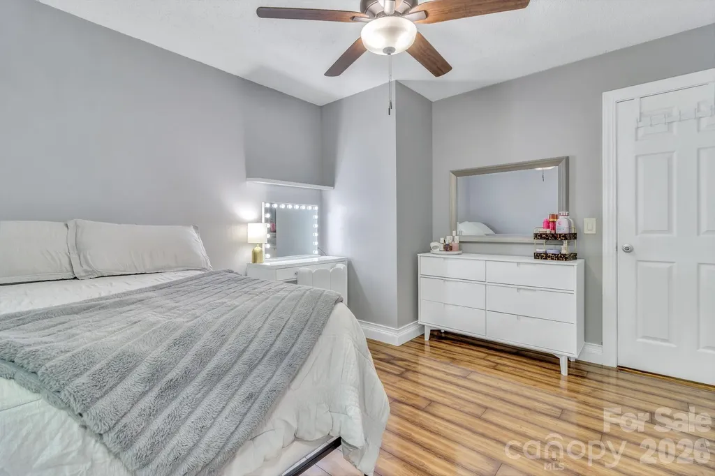 18 Mctindal Circle Asheville NC 28803