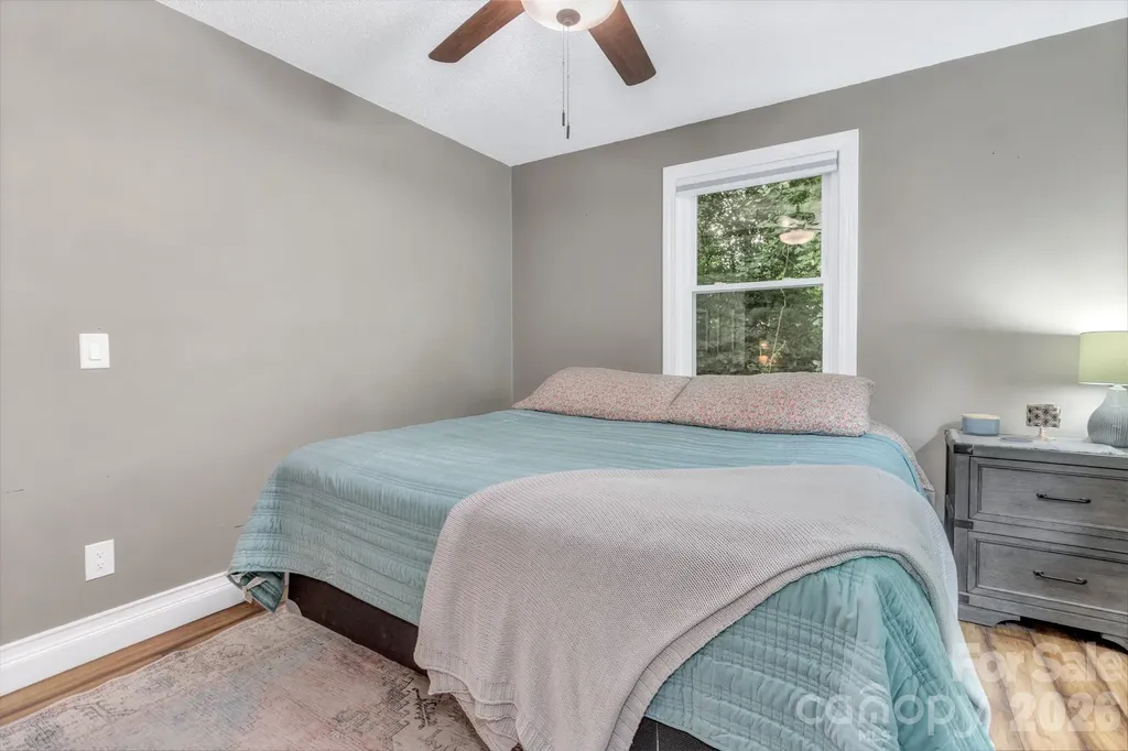 18 Mctindal Circle Asheville NC 28803