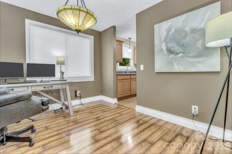 18 Mctindal Circle Asheville NC 28803