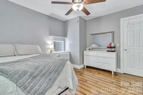 18 Mctindal Circle Asheville NC 28803
