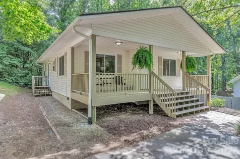18 Mctindal Circle Asheville NC 28803