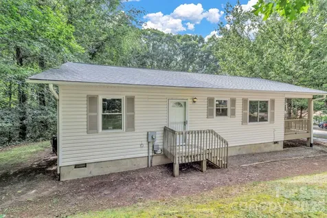 18 Mctindal Circle Asheville NC 28803
