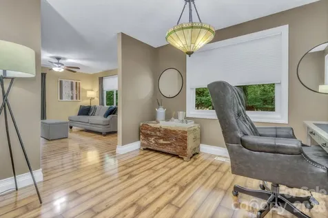 18 Mctindal Circle Asheville NC 28803