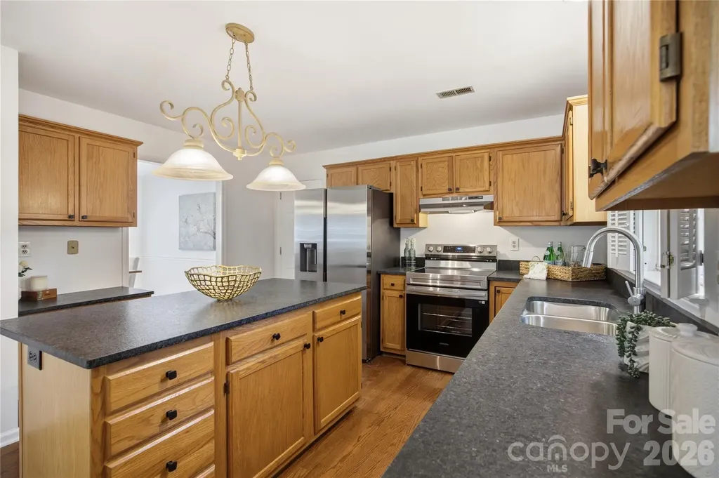 8802 Tarpan Court Charlotte NC 28216