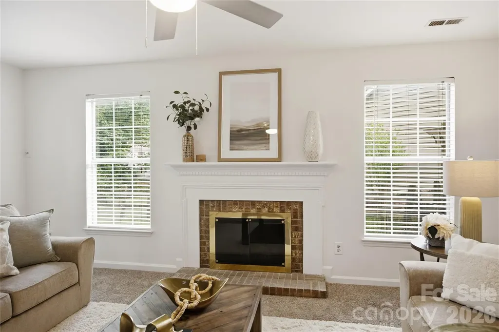 8802 Tarpan Court Charlotte NC 28216