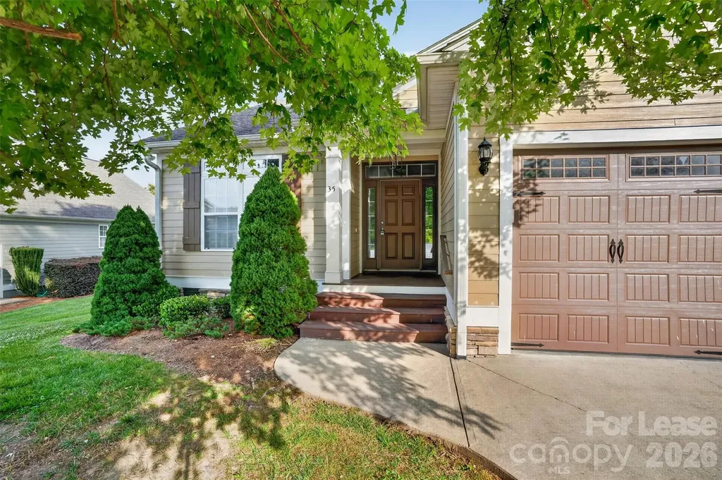 35 Copper Court Hendersonville NC 28792