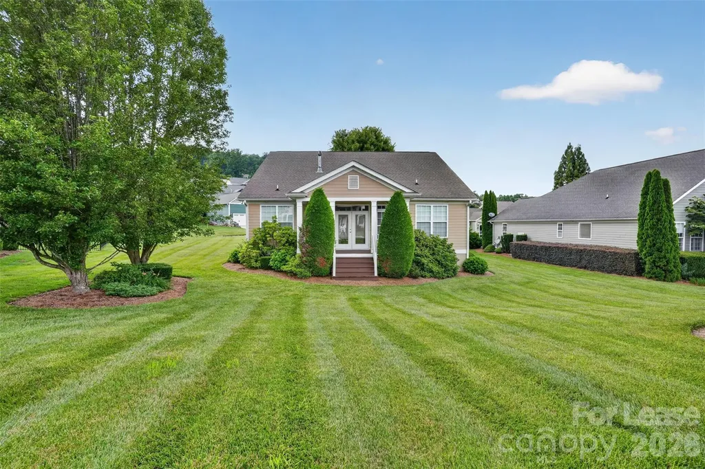 35 Copper Court Hendersonville NC 28792