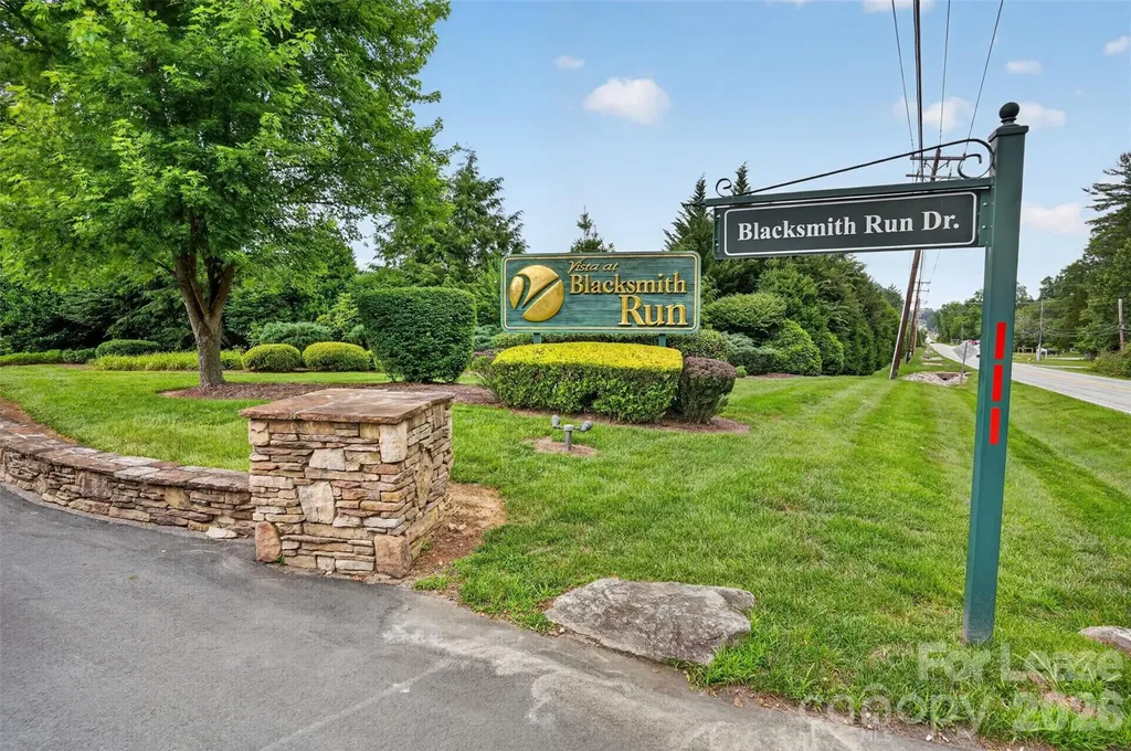 35 Copper Court Hendersonville NC 28792
