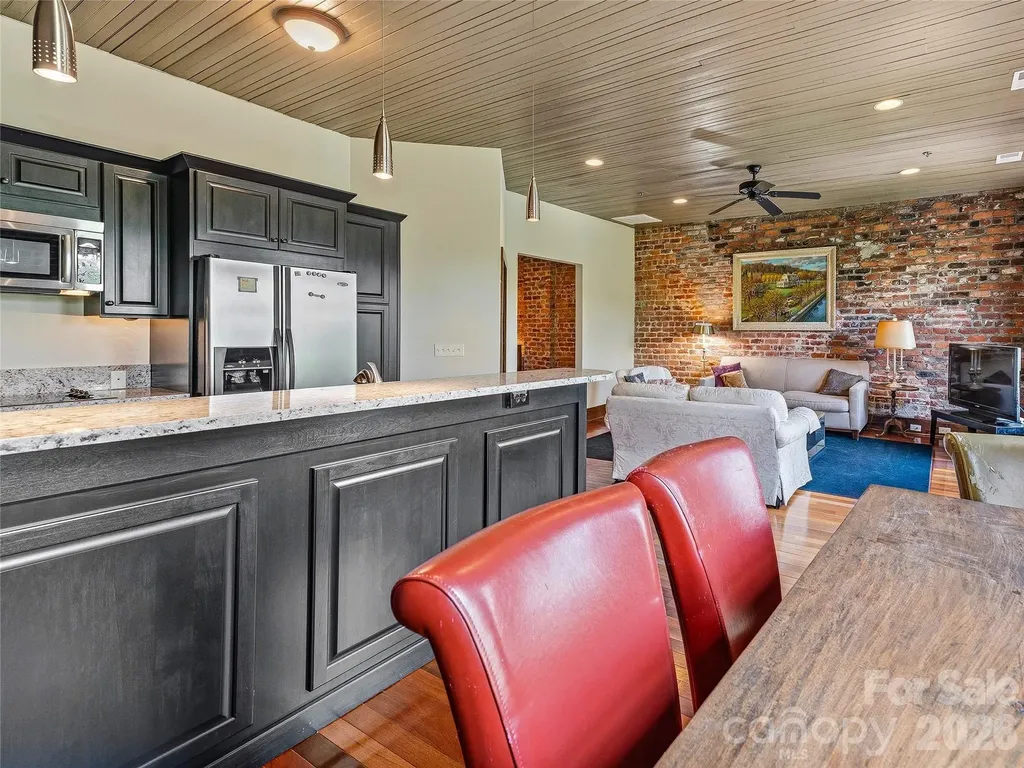 33 Patton Avenue Asheville NC 28801
